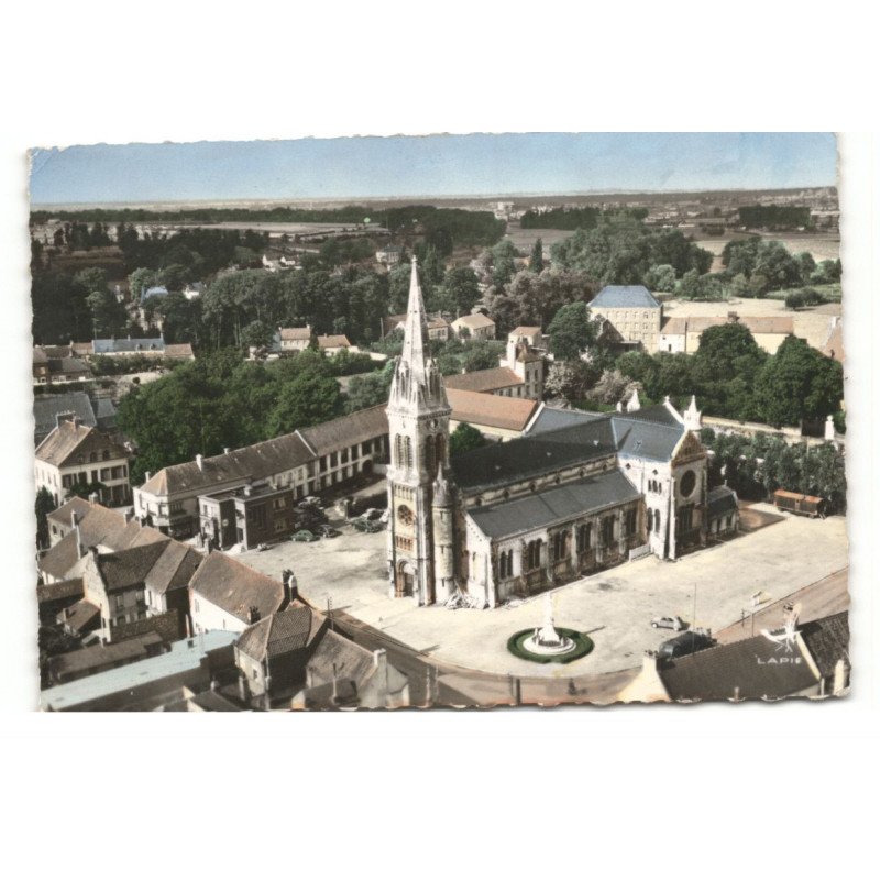 BLENDECQUES: l'église sainte-colombe vue aérienne 10X15 - très bon état