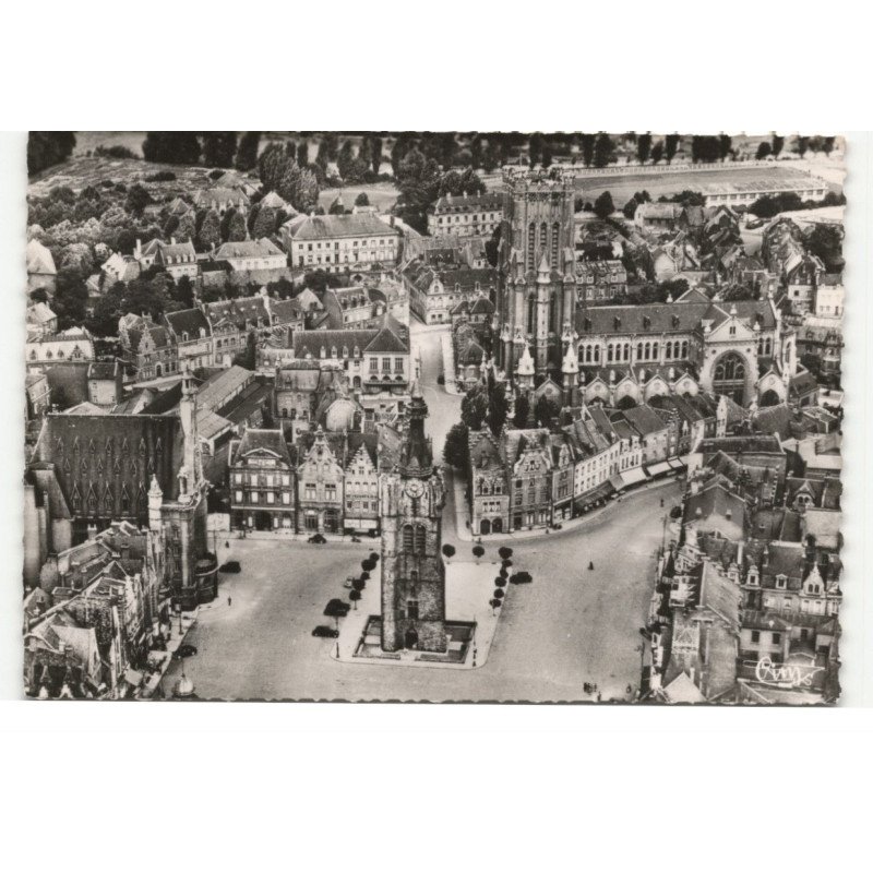 BETHUNE: le beffroi, l'église saint-vaast vue aérienne 10X15 - très bon état