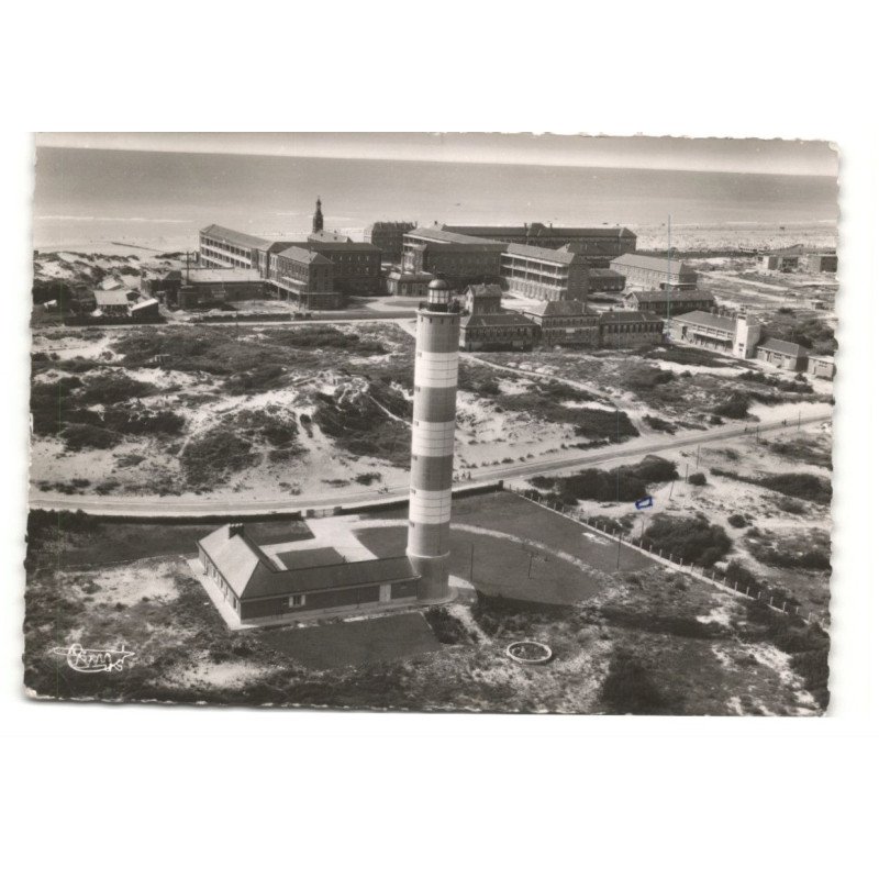 BERCK-PLAGE: le phare et l'hôpital maritime vue aérienne 10X15 - très bon état
