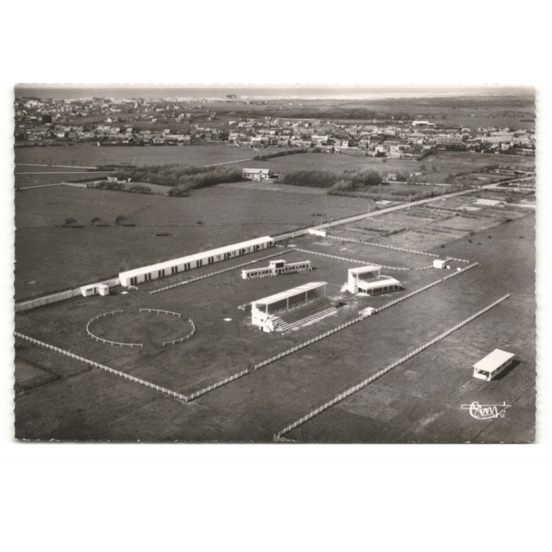 BERCK: l'hippodrome vue aérienne 10X15 - très bon état