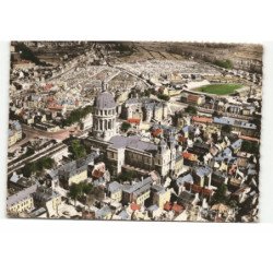 BOULOGNE-sur-MER: la cathédrale, le château, vue aérienne 10X15 - très bon état