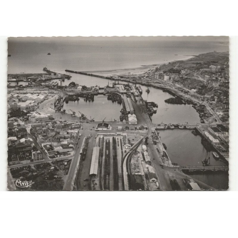 BOULOGNE-sur-MER: la gare centrale de le port vue aérienne 10X15  - très bon état