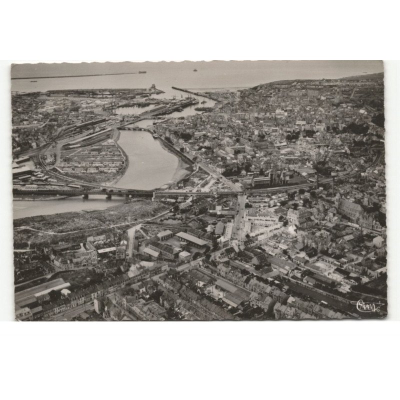 BOULOGNE-sur-MER: vue générale vue aérienne 10X15  - très bon état
