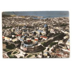 BOULOGNE-sur-MER: le château, la cathédrale vue aérienne 10X15  - très bon état