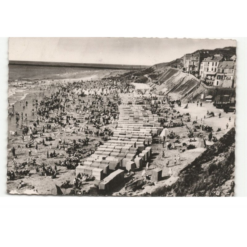LE PORTEL: la plage à l'heure du bain vue aérienne 10X15  - très bon état