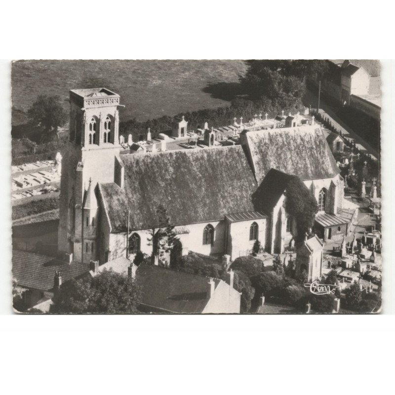 PERNES: l'église saint-pierre vue aérienne 10X15  - très bon état