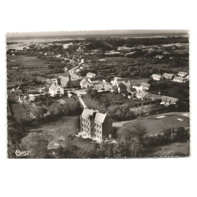 MERLIMONT: village, la mairie vue aérienne 10X15 - très bon état