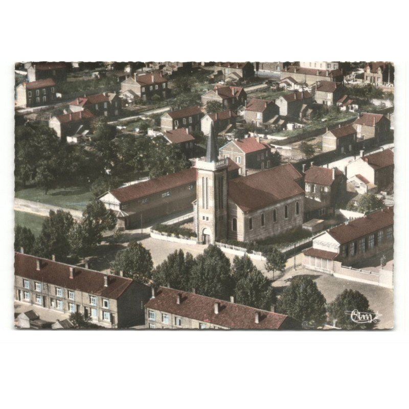 MERICOURT-sous-LENS: l'église sainte-barbe vue aérienne 10X15 - très bon état