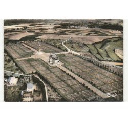 NOTRE-DAME-DE-LORETTE: 40 000 tombes dont 20 000 inconnus vue aérienne 10X15 - très bon état