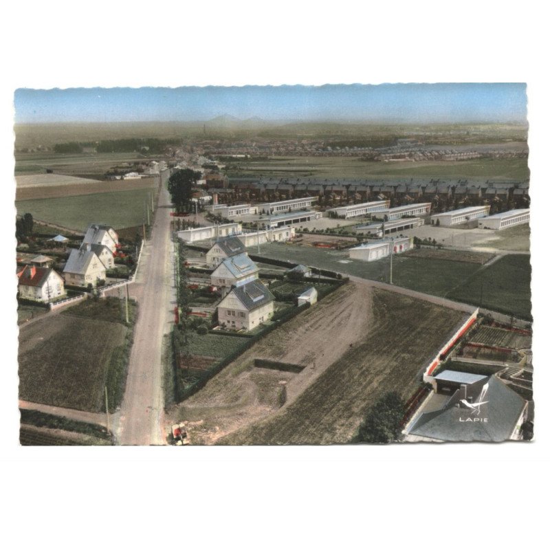 HOUDAIN: route de bruay et les écoles vue aérienne 10X15 - très bon état
