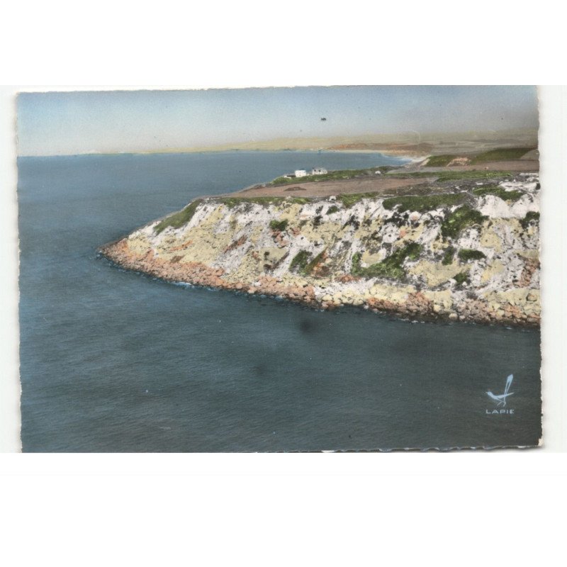 LE CAP GRIS-NEZ: le point le plus proche de l'angleterre vue aérienne 10X15 - très bon état