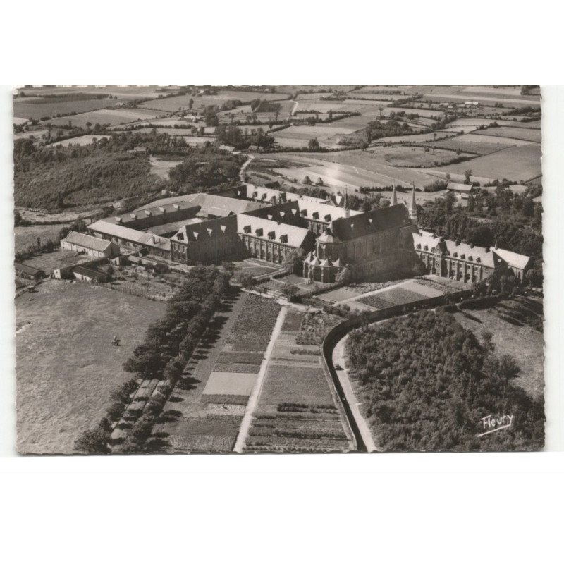 ABBAYE SAINTE-MARIE DU MONT: mont des cats godewaersvelde vue aérienne 10X15 - très bon état