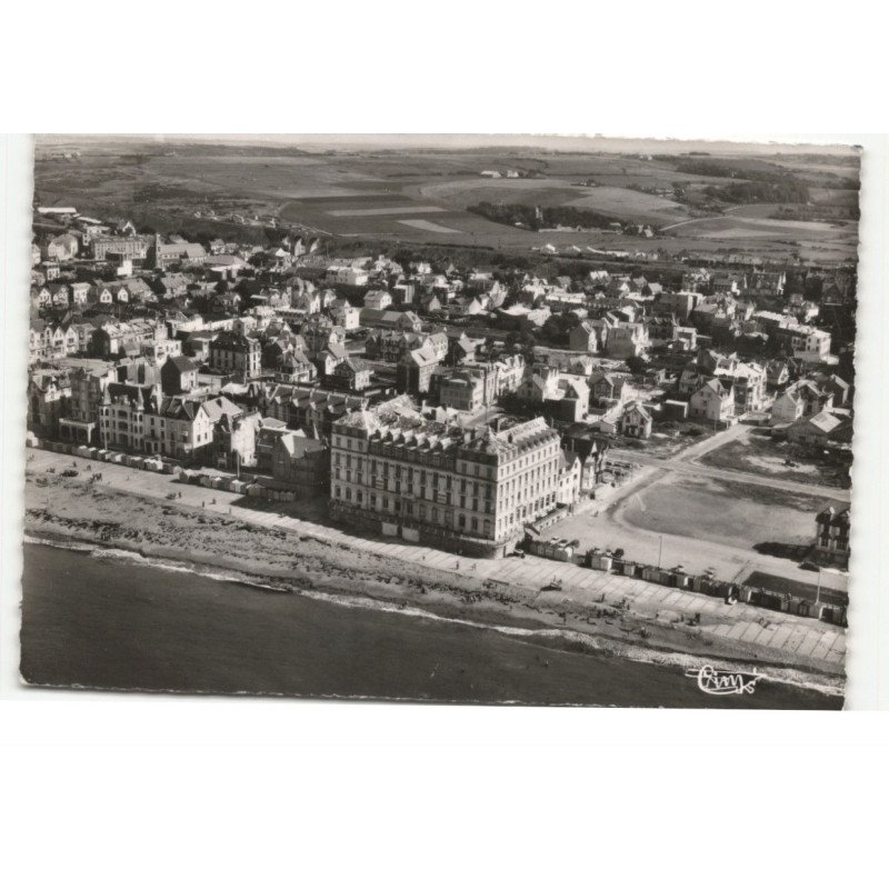 WIMEREUX: le grand hôtel vue aérienne 10X15 - très bon état