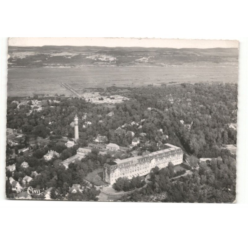 LE TOUQUET-PARIS-PLAGE: hôtel westminster et le phare vue aérienne 10X15 - très bon état