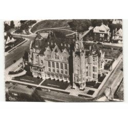 LE TOUQUET-PARIS-PLAGE: l'hôtel de ville vue aérienne 10X15 - très bon état