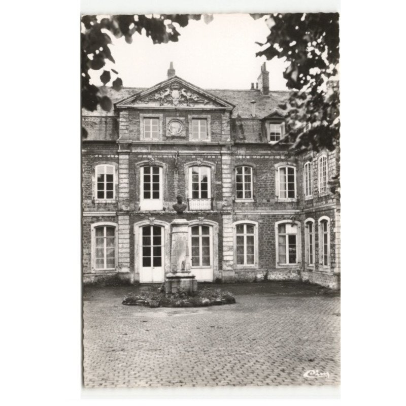 SAINT-LEONARD: le château où napoléon décida la bataille d'austerlitz vue aérienne 10X15 - très bon état