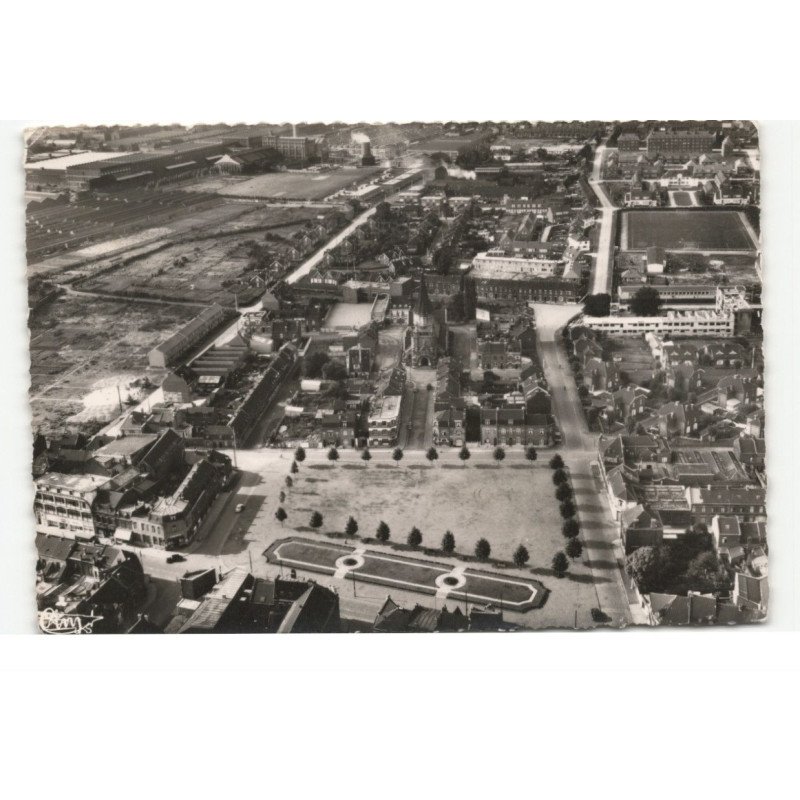WATTERLOS: place de la république, église sainte-thérèse vue aérienne 10X15 - très bon état