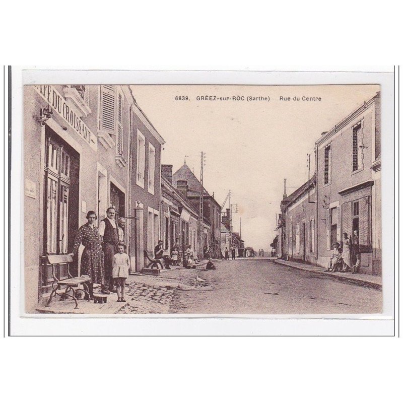 GREEZ-sur-ROC : rue du centre - tres bon etat