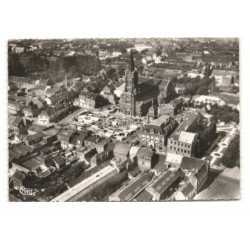 WATTRELOS: église saint-maclou, grand' place vue aérienne 10X15 - très bon état