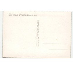 CHATILLON-sur-SEINE: place de l'hôtel de ville et le stade vue aérienne 10X15 - très bon état