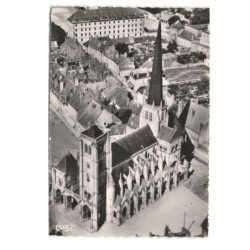 AUXONNE: église vue aérienne 10X15 - très bon état