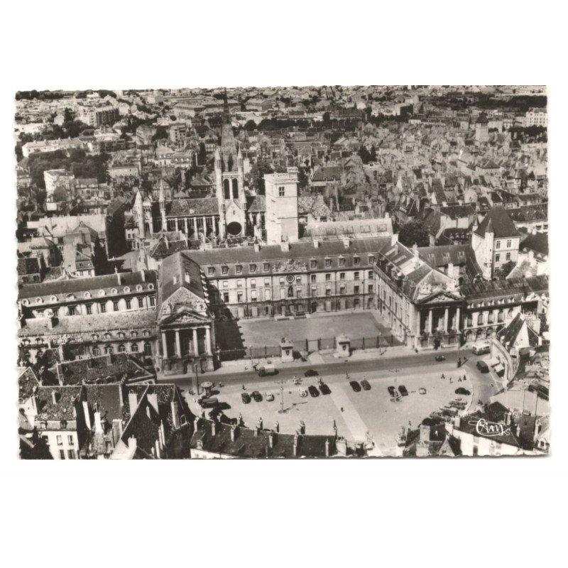 DIJON: place de la libération, hôtel de ville, église notre-dame et tour de bar vue aérienne 10X15 - très bon état