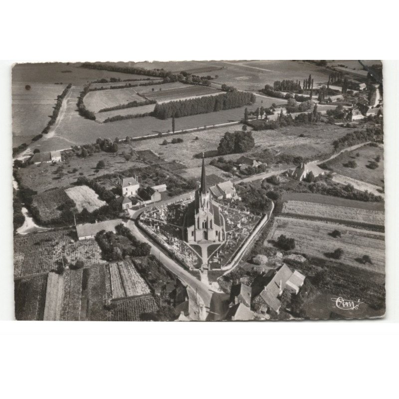 LABERGEMENT-les-SEURRE: l'église vue aérienne 10X15 - très bon état