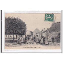 MAY-en-MULTIEN : la place - tres bon etat