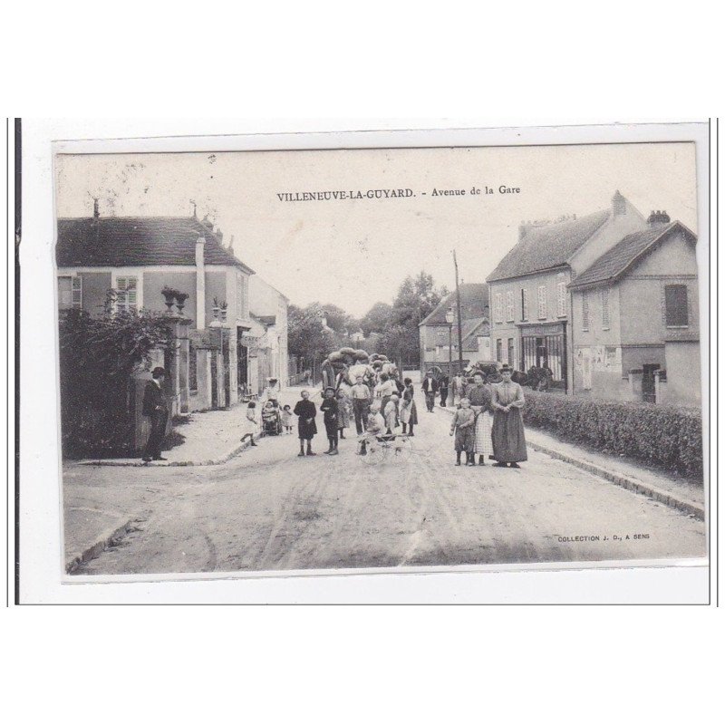 VILLENEUVE-lesGUYARD : avenue de la gare - tres bon etat