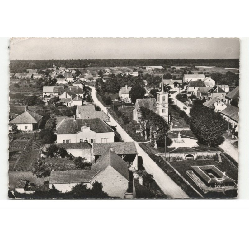 VILLERS-les-POTS: l'école, le lavoir et église vue aérienne 10X15 - état