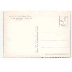 LA ROCHEPOT: le château vue aérienne 10X15 - très bon état