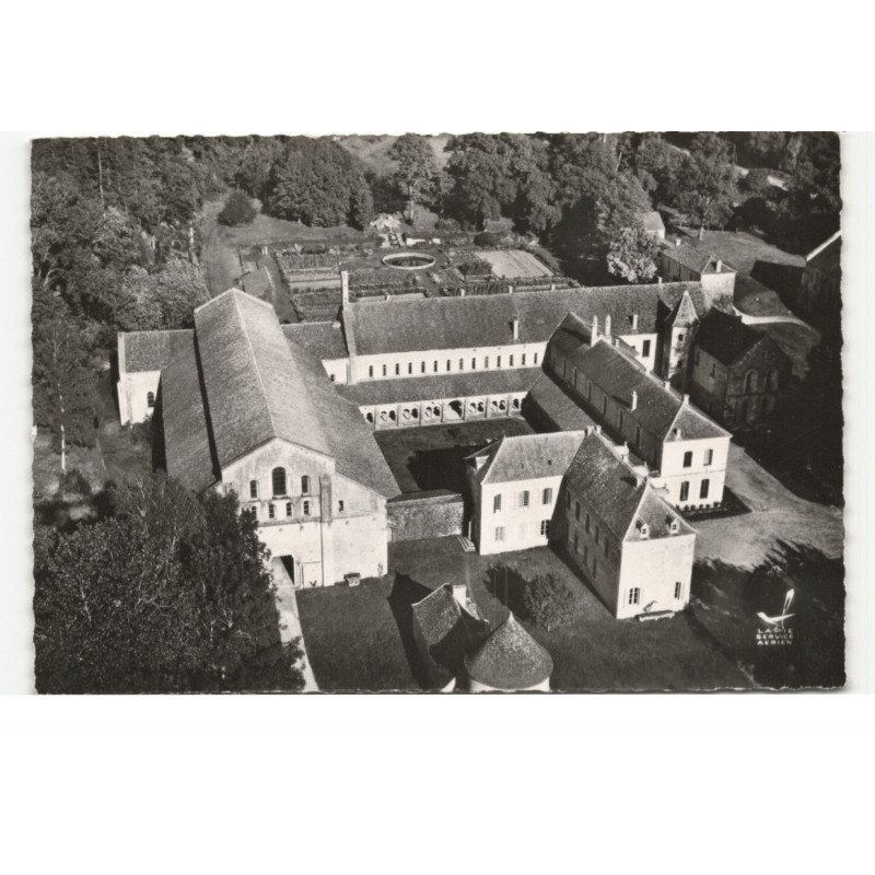 MONTBARD: l'abbaye de fontenay XIIe siècle, fondé par saint-bernard en 1118 vue aérienne 10X15 - très bon état