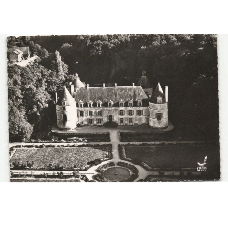 BUSSY-RABUTIN: le château vue aérienne 10X15 - très bon état
