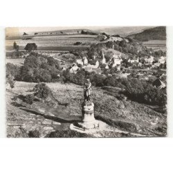 ALISE SAINTE-REINE: le haut du bourg, la statue de vercingétorix sur le mont auxois vue aérienne 10X15 - très bon état
