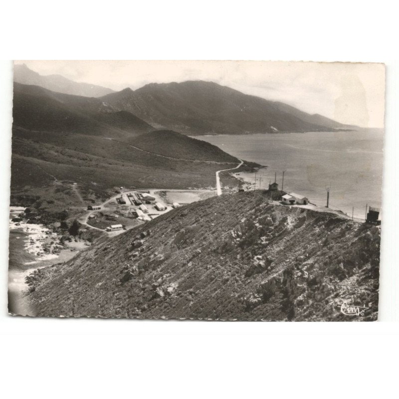 LES ILES SANGUINAIRES: vue aérienne 10X15 - très bon état