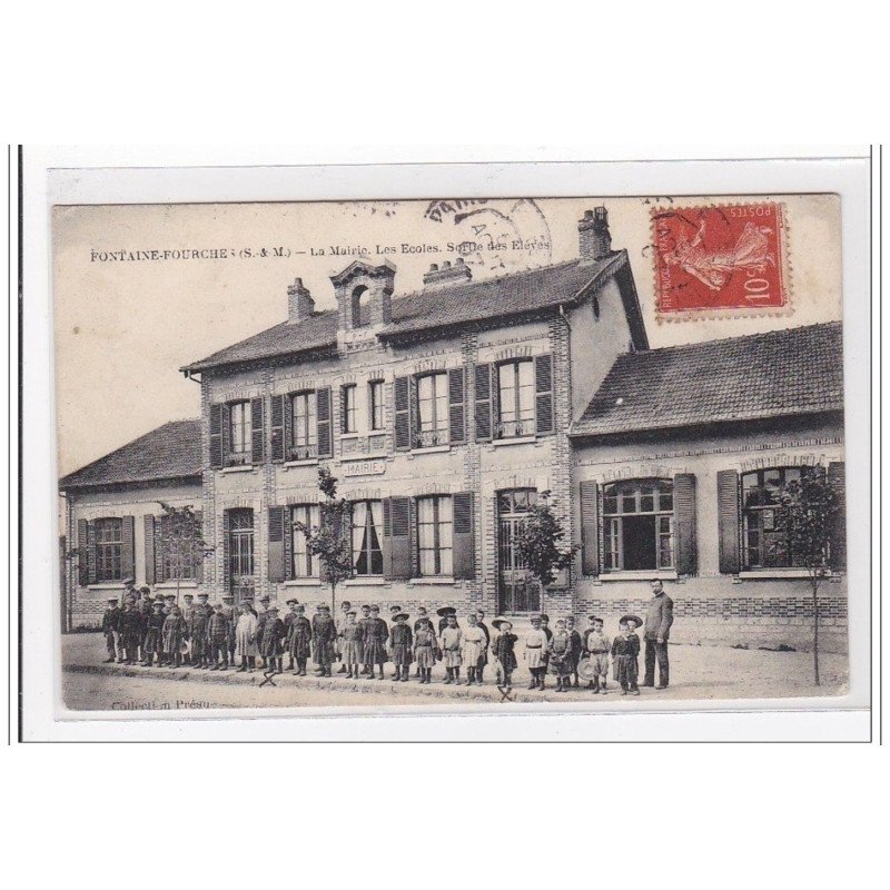 FONTAINE-FOURCHE : la mairie, les ecoles, sortie des eleves - tres bon etat