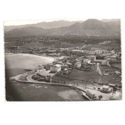 ILE-ROUSSE: au centre, hôtel bonaparte au 1er plan la gare vue aérienne 10X15 - très bon état