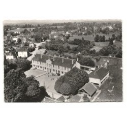 LUBERSAC: le groupe scolaire vue aérienne 10X15 - très bon état