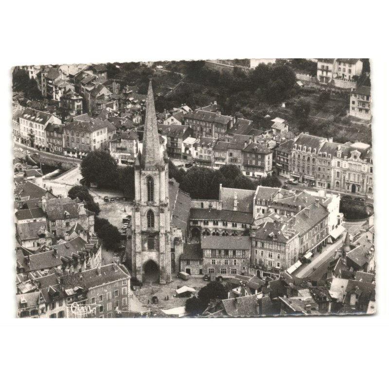 TULLE: la cathédrale vue aérienne 10X15 - très bon état