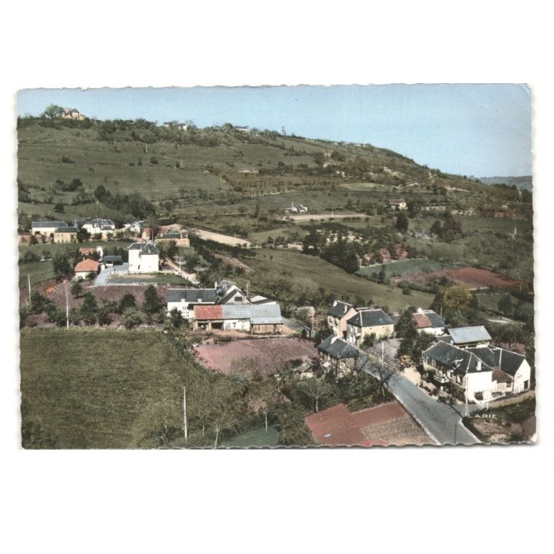 YSSANDON: vue d'ensemble vue aérienne 10X15 - état