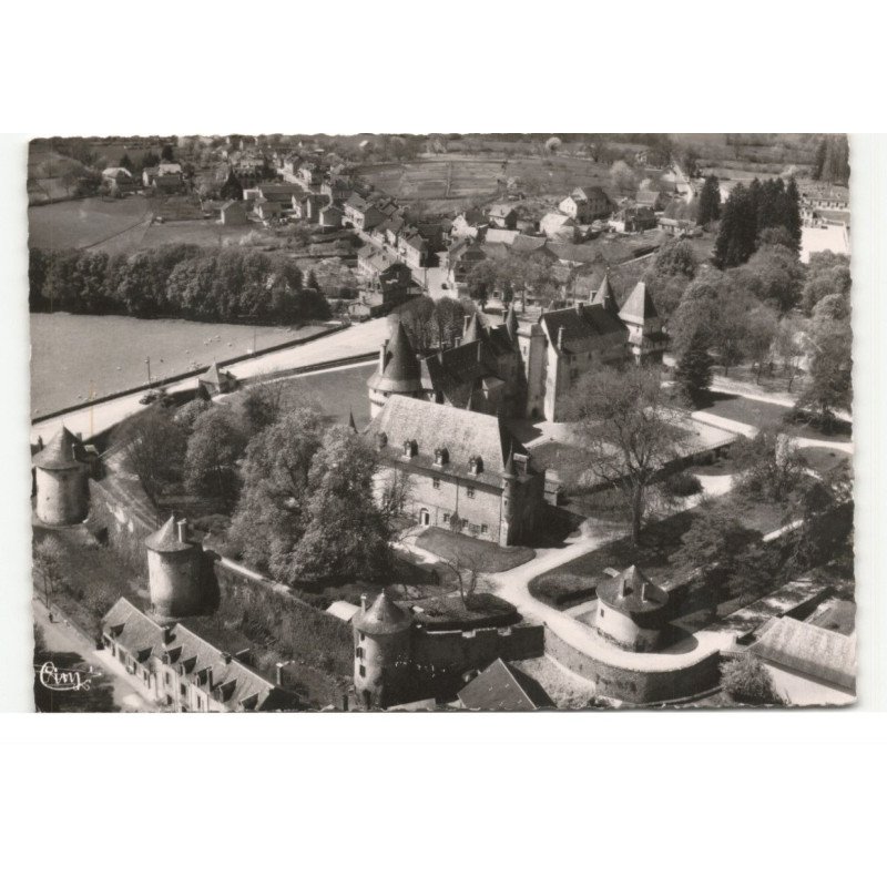 POMPADOUR: le château vue aérienne 10X15 - très bon état