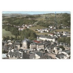 OBJAT: vue générale sur le centre vue aérienne 10X15 - très bon état