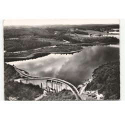 NEUVIC-D'USSEL: le barrage de la triouzoune vue aérienne 10X15 - très bon état