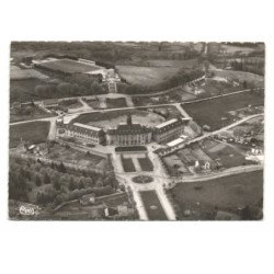 EGLETONS: groupe albert thomas et le stade municipal vue aérienne 10X15 - très bon état