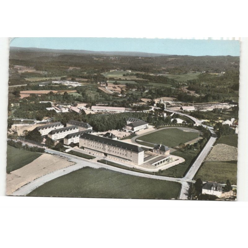 EGLETONS: école d'apprentissage des travaux publics vue aérienne 10X15 - très bon état