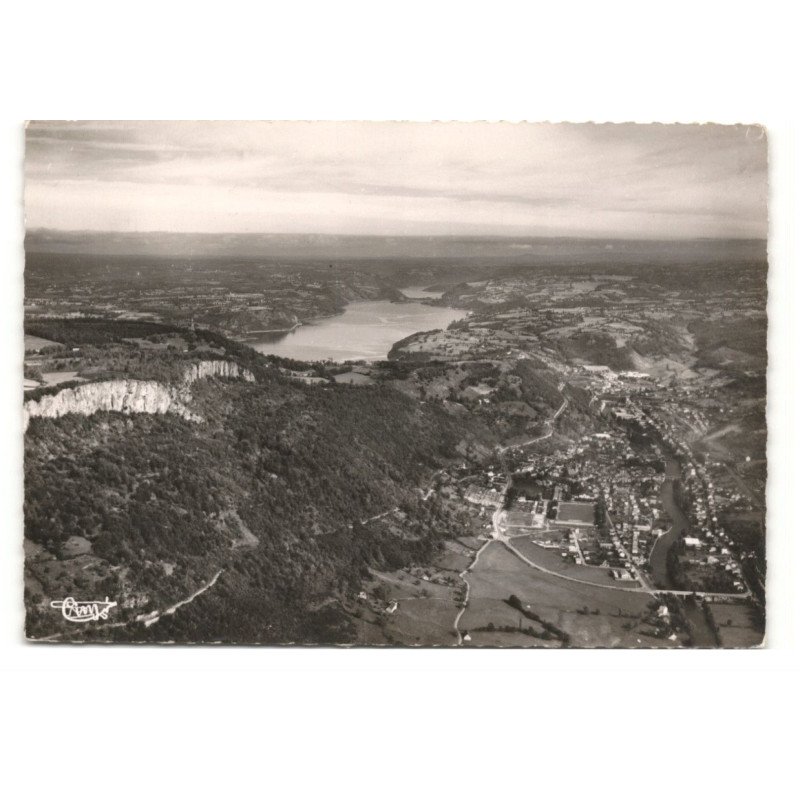 BORT-les-ORGUES: le lac du barrage de bort vue aérienne 10X15 - très bon état