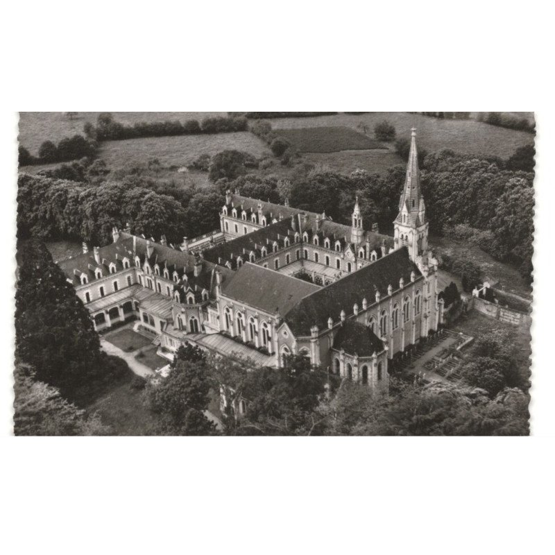 SOLESMES: l'abbaye sainte-cécile vue aérienne 10X15 - très bon état
