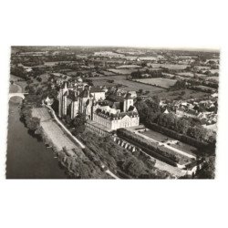 SOLESMES: l'abbaye saint-pierre, les jardins, la façade du XVIIIe siècle vue aérienne 10X15 - très bon état