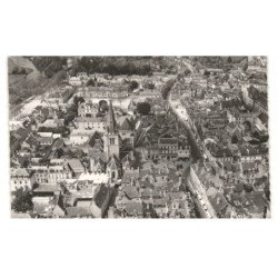 LA FLECHE: l'église saint-thomas, place henri IV, grande rue et rue carnot vue aérienne 10X15 - très bon état