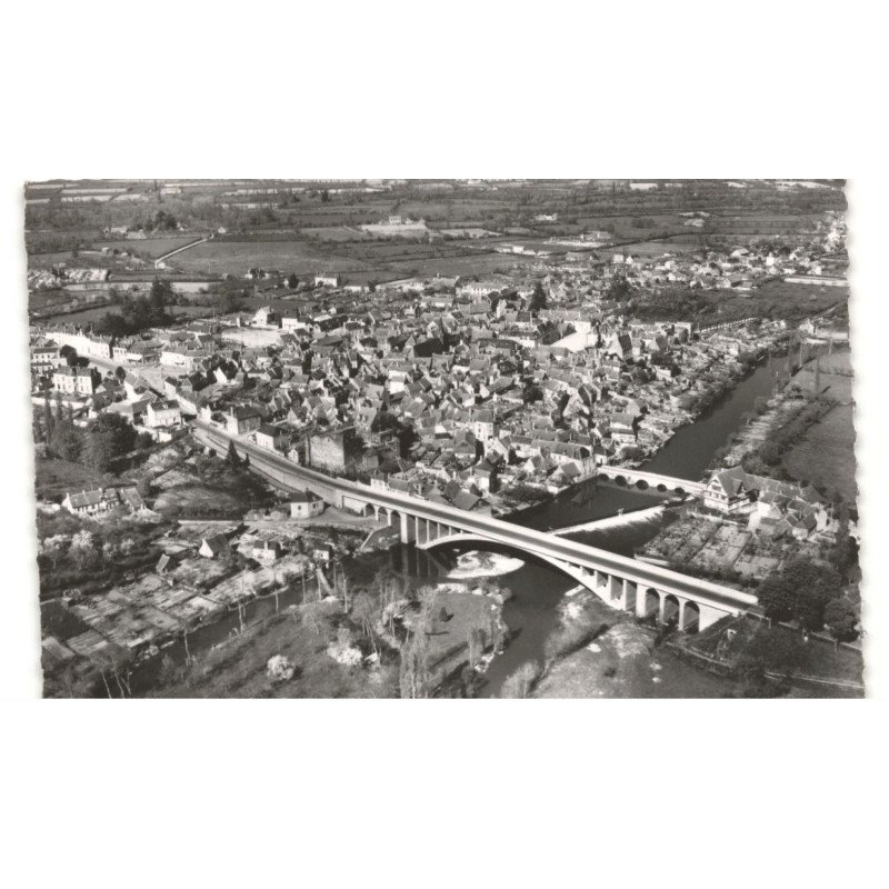 BEAUMONT-sur-SARTHE: les 2 ponts sur la sarthe et la ville vue aérienne 10X15 - très bon état